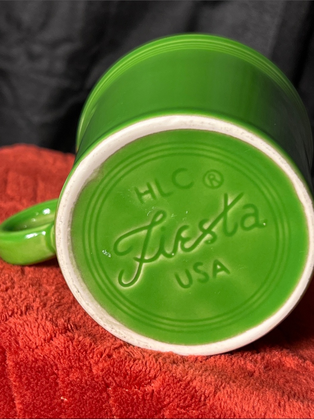 Fiestaware Shamrock Ceramic Mug with Round Loop Handle - Picture 3 of 4